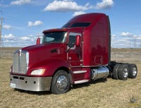 2015 Kenworth T660 Semi Truck