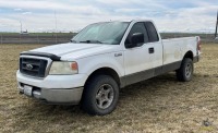 2002 Ford F-150 Extra Cab XL Pickup.