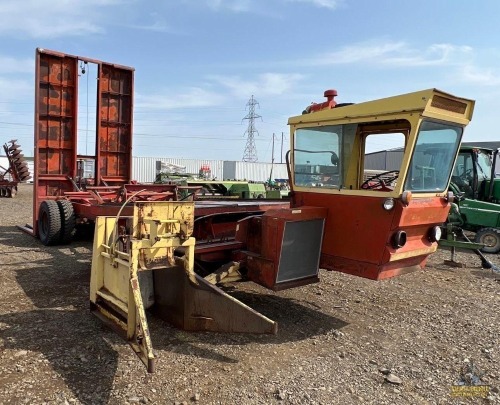 New Holland Super 1048 Harobed