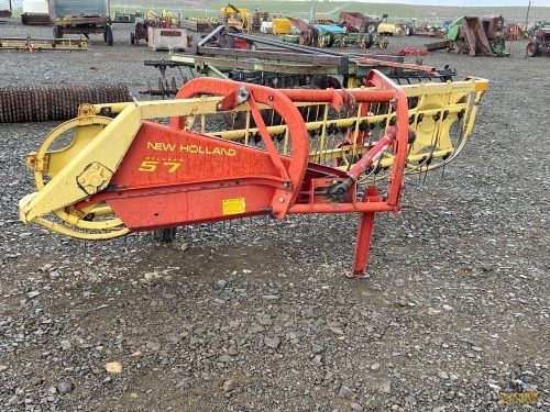 New Holland 57 Rolabar Side Delivery Rake