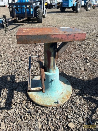 Anvil Vise Stand