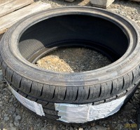 (1) 225/40R18 Lemans Tire