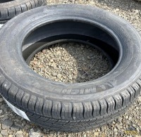 (1) 245/60R18 Michelin Tire