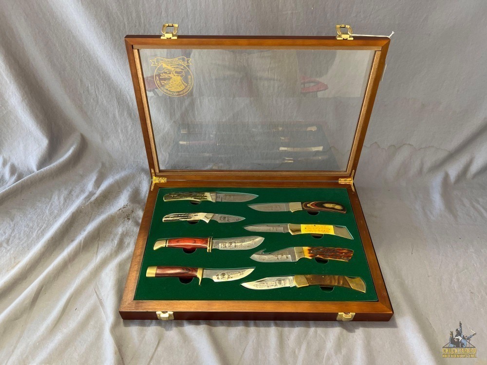 North American Hunting Club Collectors Knives