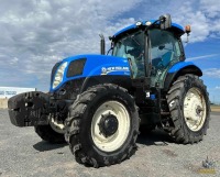 2014 New Holland T7.210 MFWD Tractor
