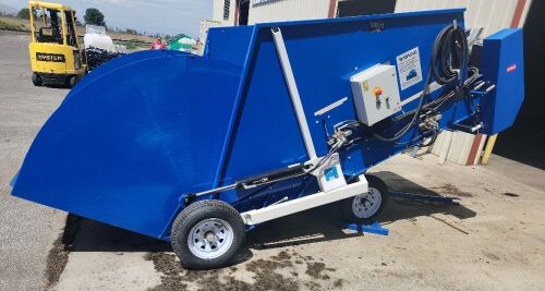 SB08 Portable Big Bale Breaker - Offsite