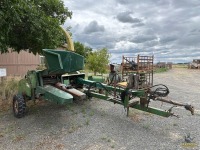 John Deere 3960 Pull-Type Chopper