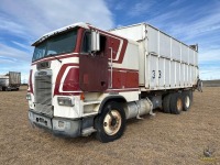 Freightliner Silage Truck