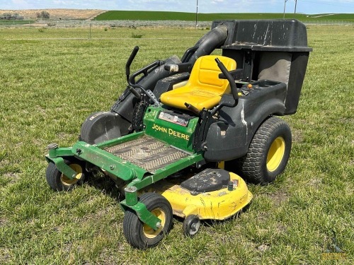 John Deere Zero Turn Mower