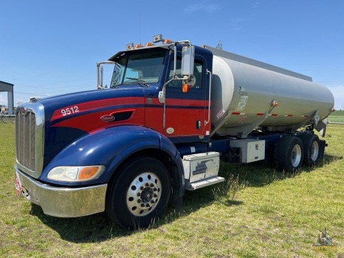 2011 Peterbilt 384 Tanker Truck