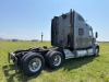 2010 Peterbilt 387 Semi - 4