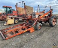 IH 560 Diesel Loader Tractor - OFFSITE