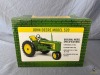 1/16 RC2 John Deere Model 520 Tractor - 3