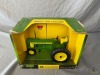 1/16 RC2 John Deere Model 520 Tractor - 5