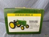 1/16 RC2 John Deere Model 40 Tractor - 3