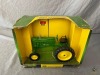 1/16 RC2 John Deere Model 40 Tractor - 5