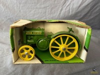 1/16 Ertl 1923 John Deere Model D Tractor