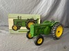 1/16 Ertl John Deere Model 80 Tractor