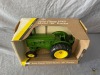 1/16 Ertl 1949 John Deere Model AR Tractor - 2