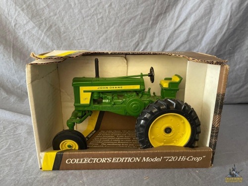 1/16 Ertl 1957 John Deere 720 Hi-Crop Tractor