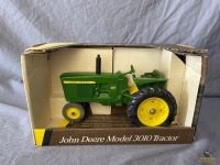 1/16 Ertl 1960 John Deere Model 3010 Tractor