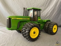 1/16 Ertl John Deere 9400 Articulating 4WD Tractor