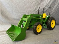 1/16 Ertl John Deere 6400 MFWD Tractor w/640 Loader