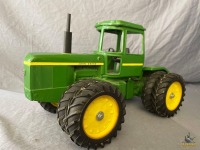 1/16 Ertl John Deere Articulating 4WD Tractor