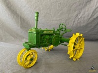 1/16 Ertl John Deere GP Tractor