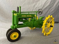 1/16 Ertl John Deere Model A Tractor