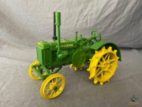 1/16 Ertl John Deere GP Tractor