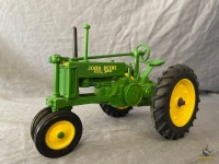 1/16 Ertl John Deere GP Tractor