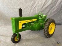 1/16 Ertl John Deere 630 Tractor