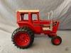 1/16 Ertl International 1568 Tractor - 4