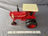 1/16 Ertl International Farmall 100 Hydro Tractor - 7