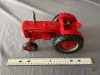 1/16 Ertl International 600 Diesel Tractor - 6