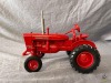 1/16 Ertl International Farmall 140 Tractor - 4