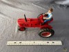 1/16 Ertl McCormick Farmall H Tractor - 8