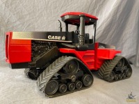 1/16 Scale Models Case IH QuadTrac Tractor