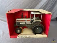 1/16 Scale Models White 2-180 Tractor