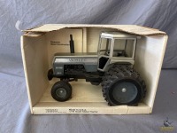 1/16 Scale Models White 2-155 Field Boss Tractor