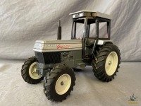 1/16 White American 80 Tractor