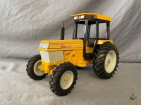 1/16 White American 80 Tractor