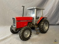 1/16 Massey-Ferguson 3660 4-WD Tractor