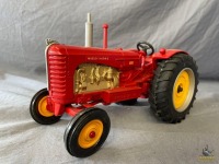 1/16 Ertl Massey-Harris 555 Tractor