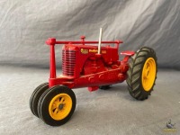 1/16 Massey-Harris Twin Power Challenger