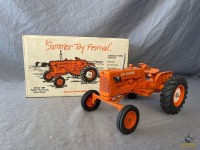 1/16 Spec Cast Allis-Chalmers D14 Tractor