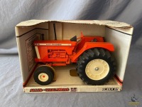 1/16 Ertl Allis-Chalmers D21 Tractor