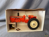 1/16 Spec Cast Allis-Chalmers 175 Tractor