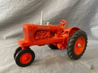 1/16 Ertl Allis-Chalmers WD45 Tractor